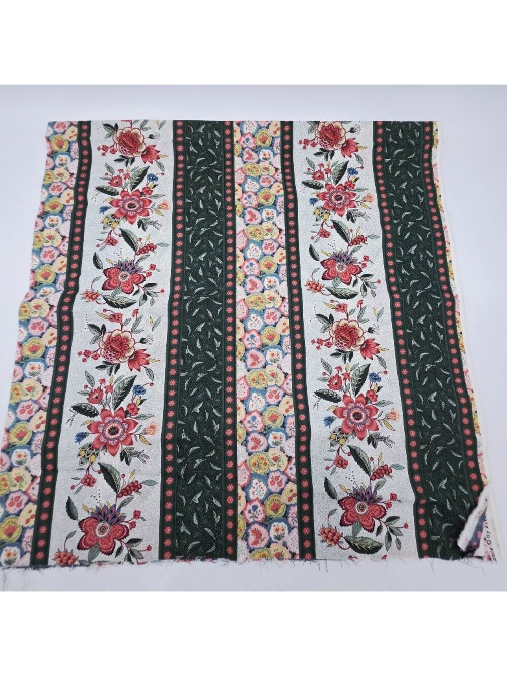Floral Striped Fabric Cotton Quilting 44"W 1 Yard 9 Inches Fleurance FreeSpirit